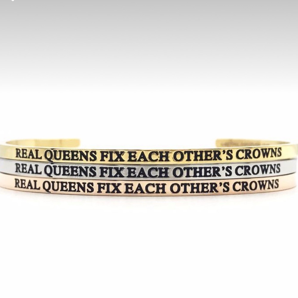 Metal Marvels Real Queens Fox Each Others Crowns Silver/Black Bangle Bracelet